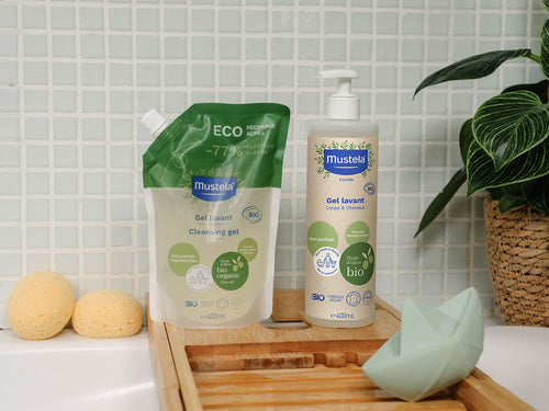 gel lavant bio et son éco-recharge - Mustela Benelux - 3