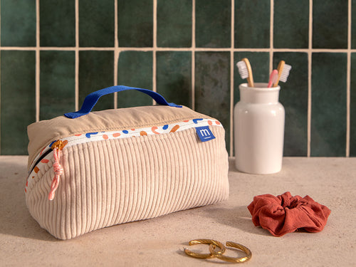 trousse toilette velours beige motif 90s clay mustela - Mustela Benelux - 3
